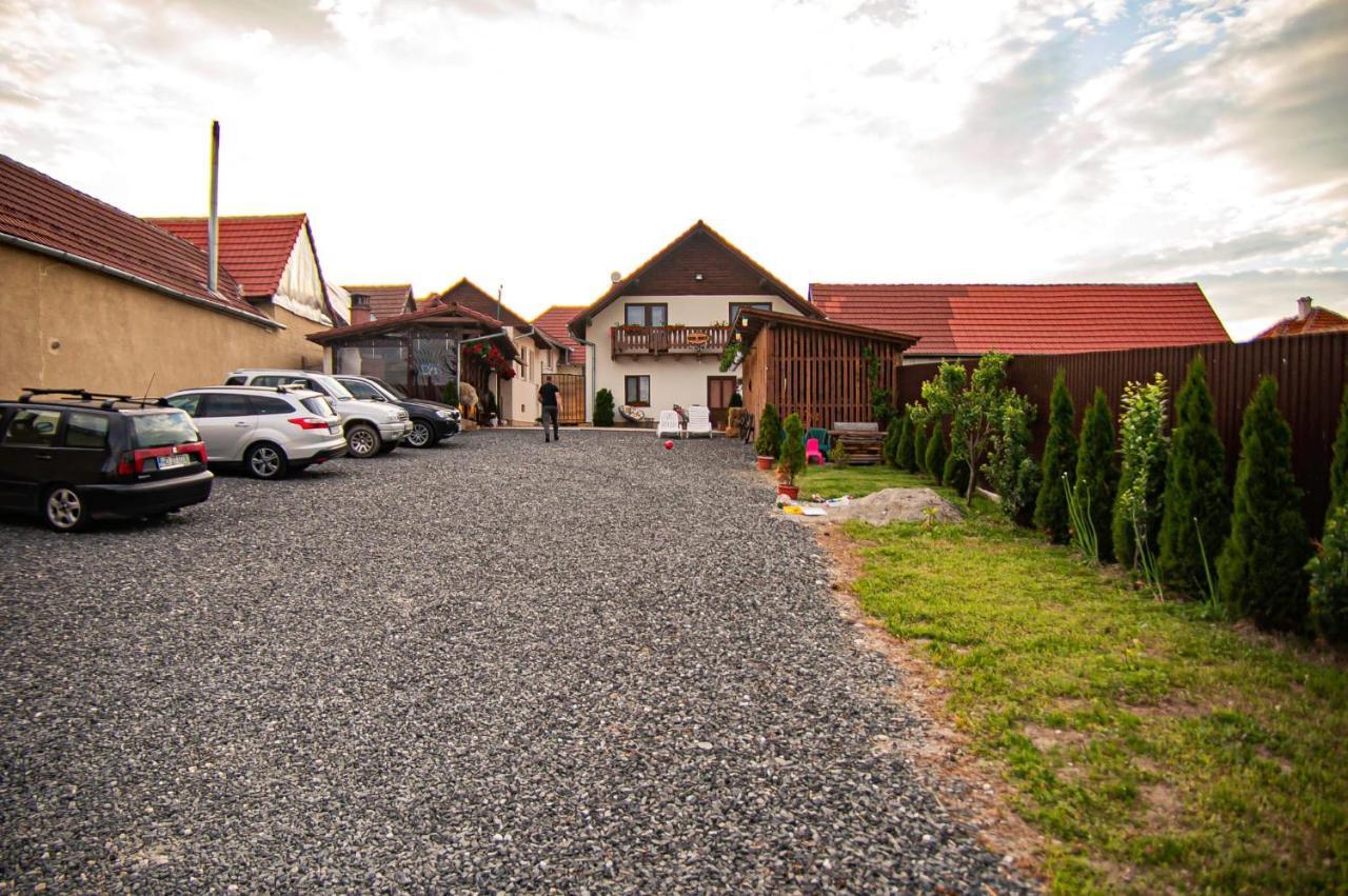 Casa Iancu Hotel Jina ภายนอก รูปภาพ