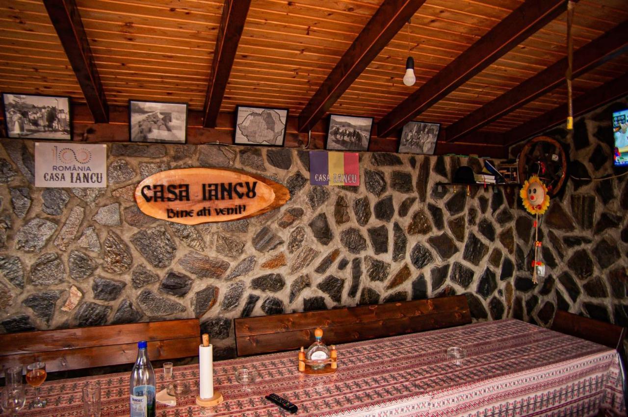 Casa Iancu Hotel Jina ภายนอก รูปภาพ